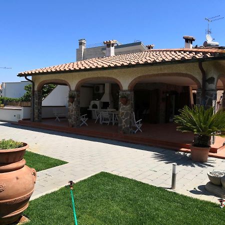 Casa Mari Bed & Breakfast Principina Terra Exterior photo