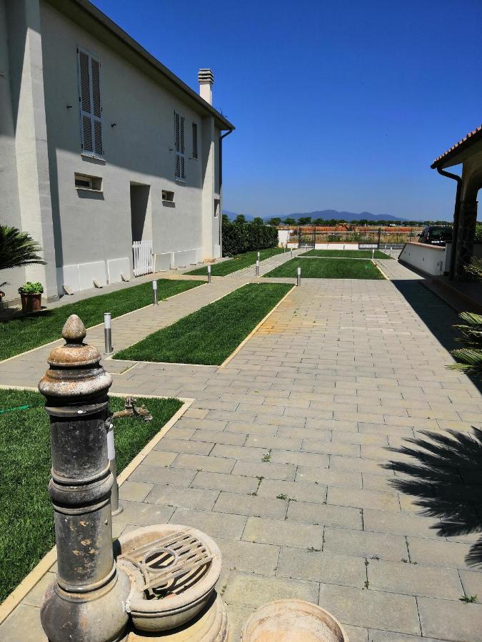 Casa Mari Bed & Breakfast Principina Terra Exterior photo